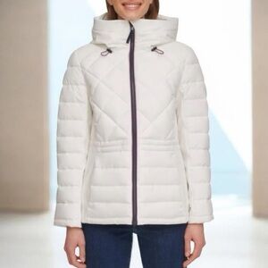 Tommy Hilfiger Women's White Puffer Jacket